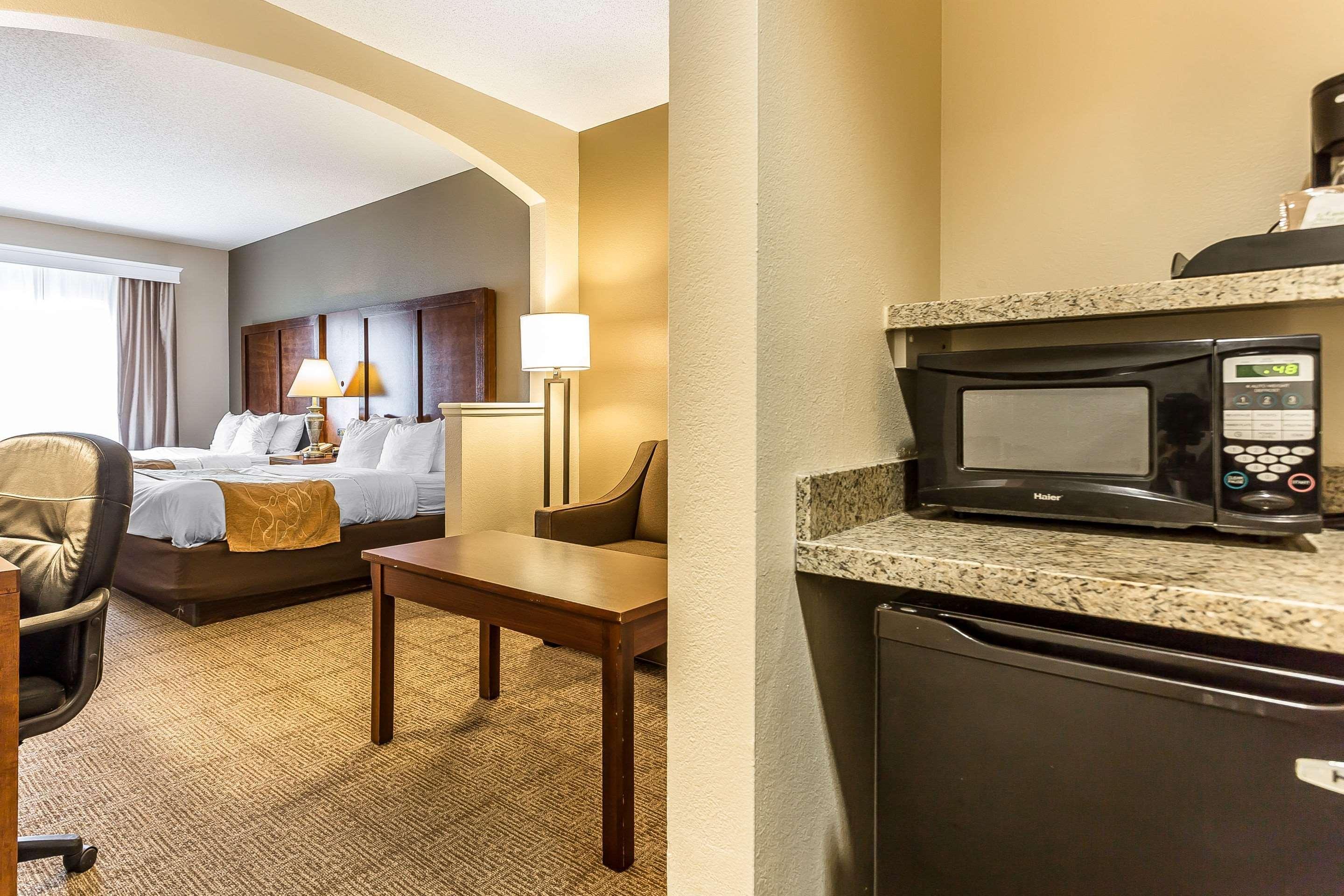 Comfort Suites Myrtle Beach Central Екстериор снимка