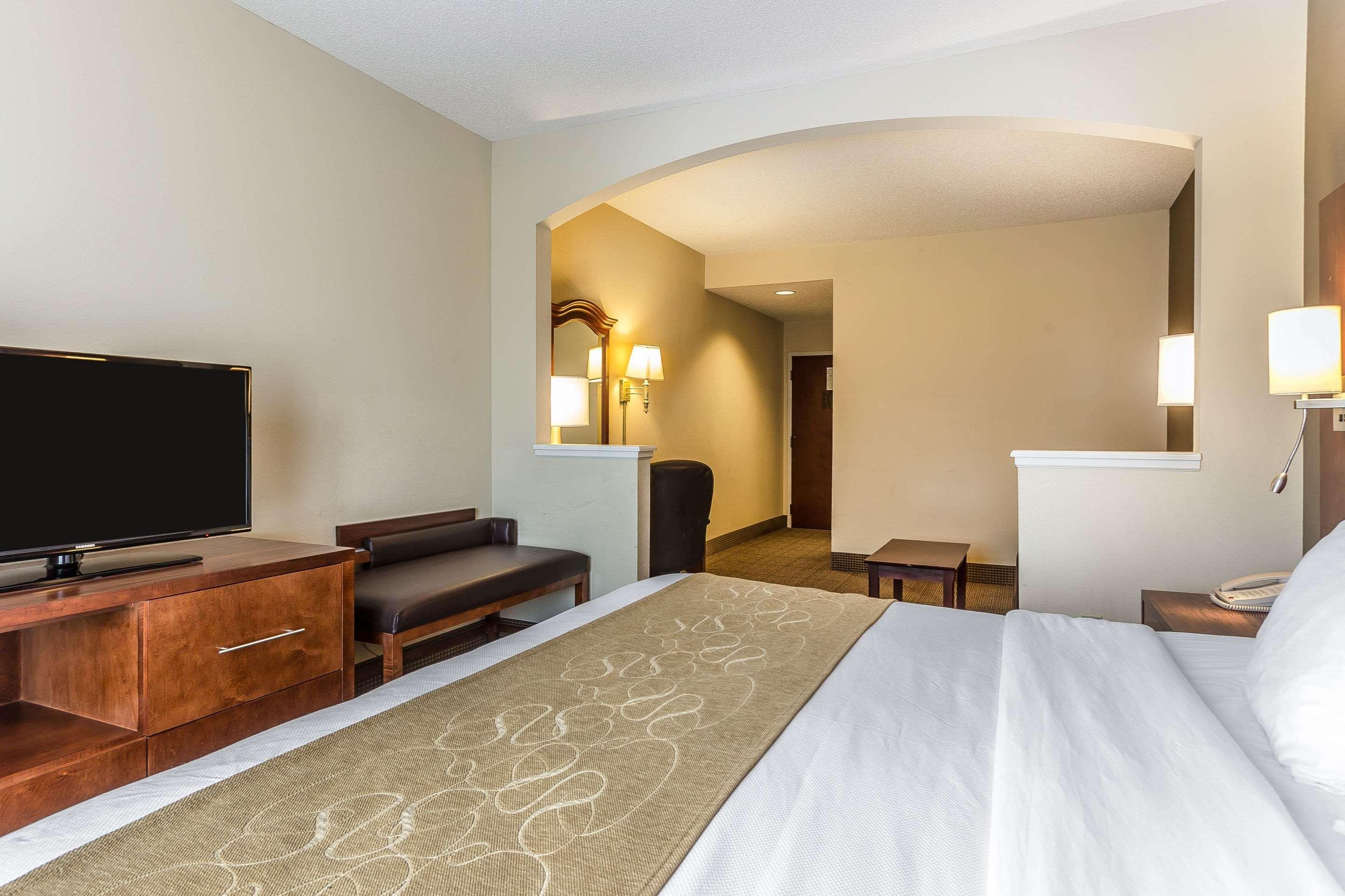 Comfort Suites Myrtle Beach Central Екстериор снимка