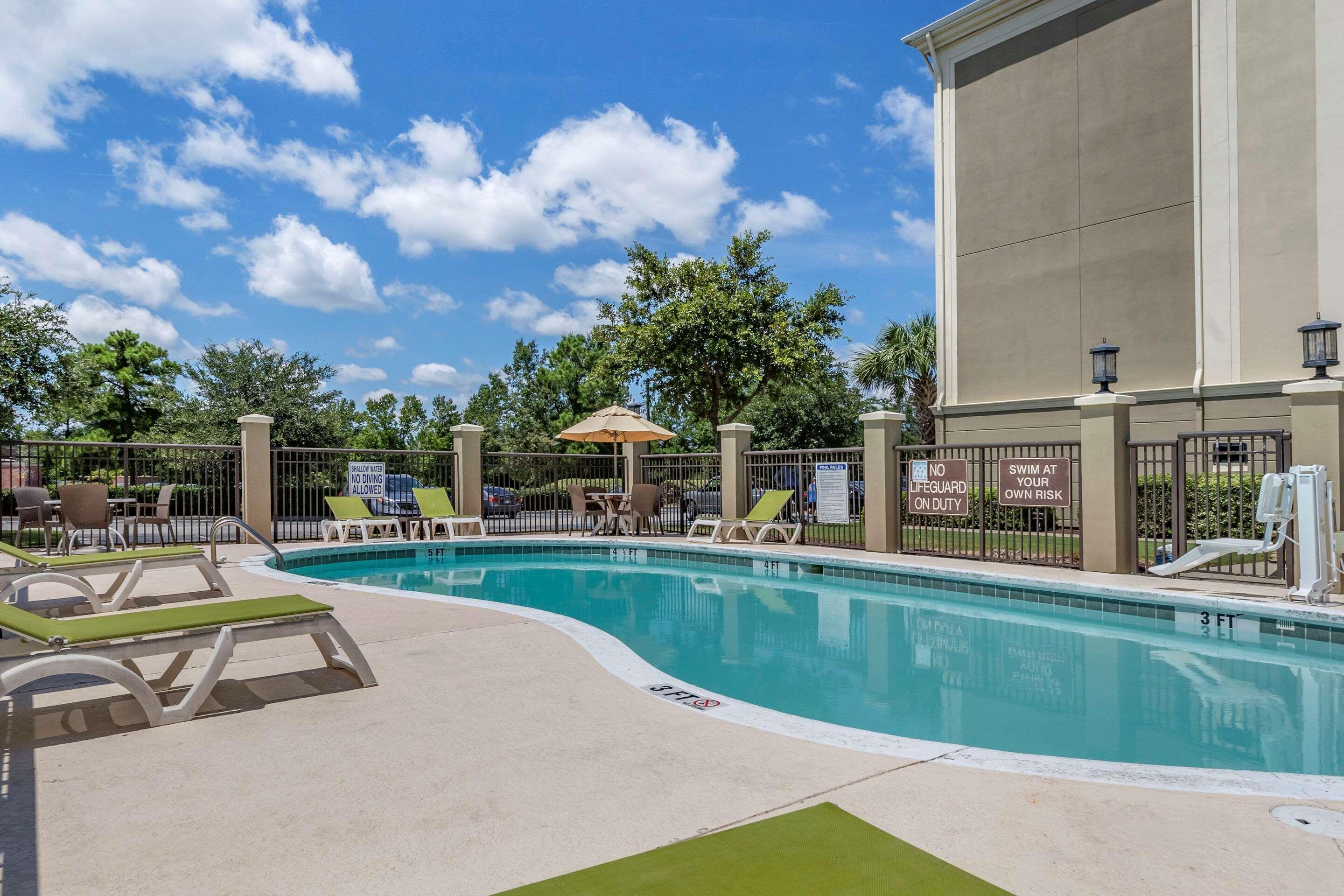 Comfort Suites Myrtle Beach Central Екстериор снимка